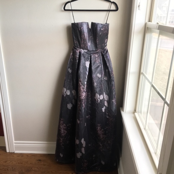 Alice + Olivia Kamila silk gown - Picture 3 of 7
